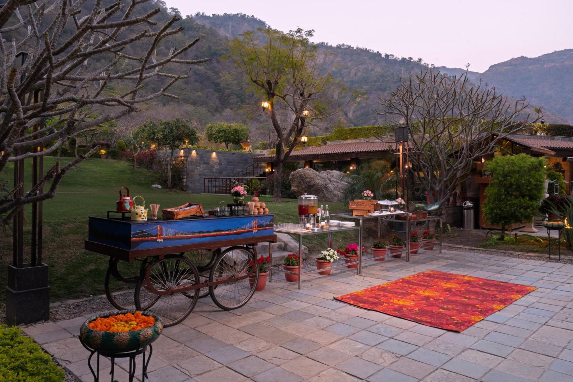 Aloha On The Ganges By Leisure Hotels Rishīkesh Екстериор снимка