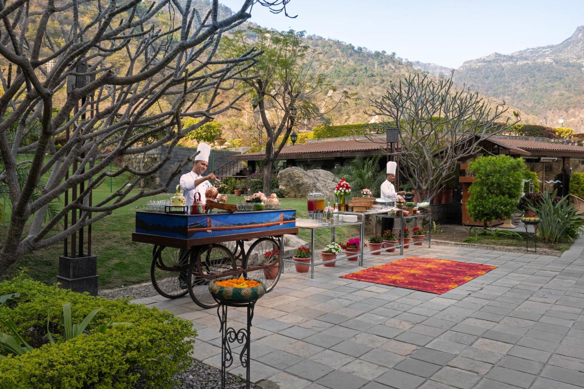 Aloha On The Ganges By Leisure Hotels Rishīkesh Екстериор снимка